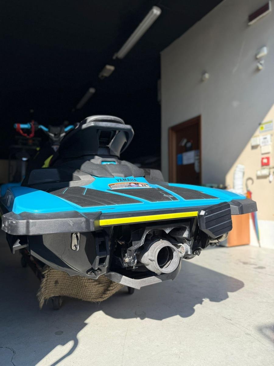 JET SKI YAMAHA WAVE RUNNER MOD. JET BLASTER 110 HP 