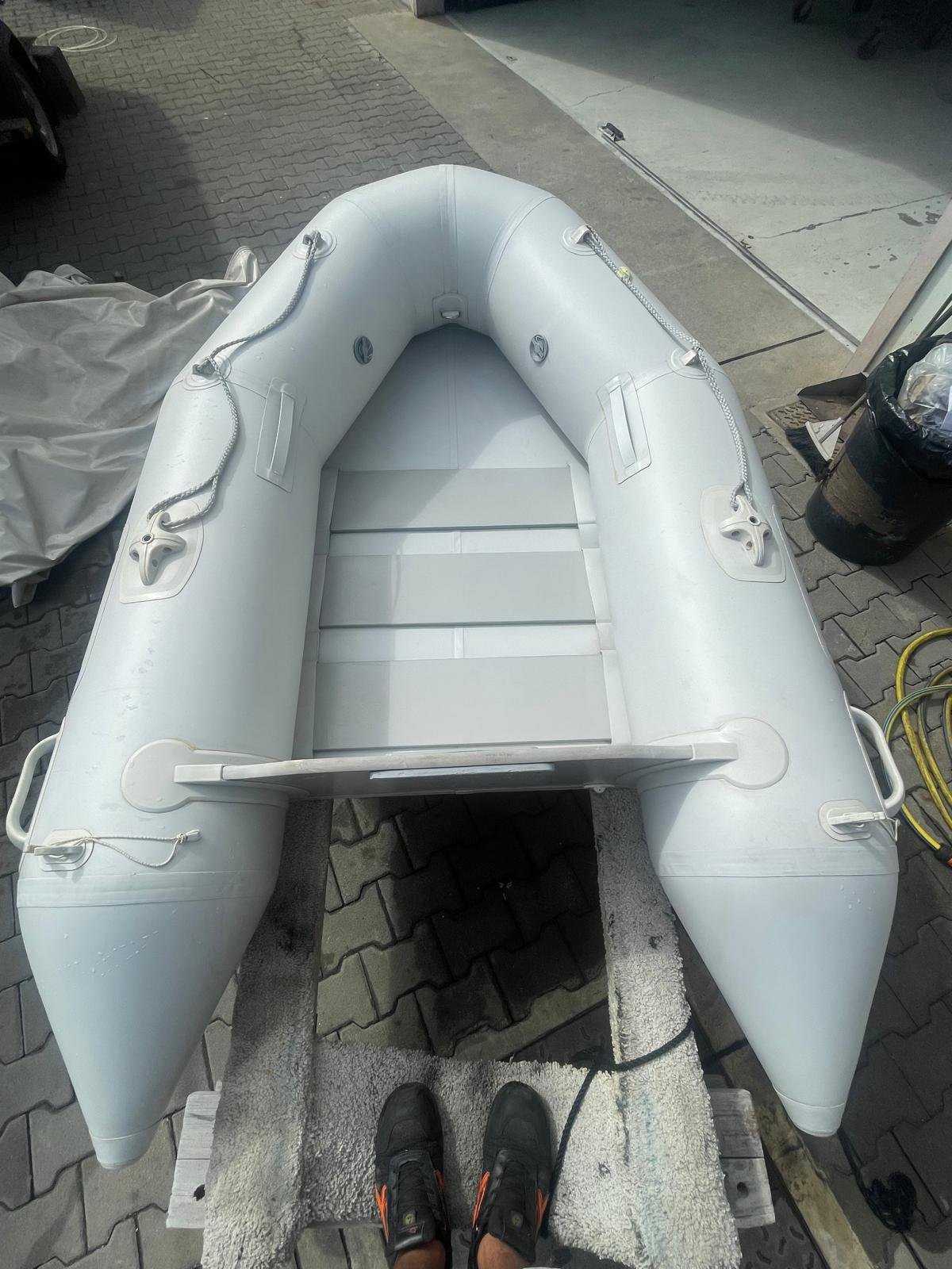 Tender Hercules 220