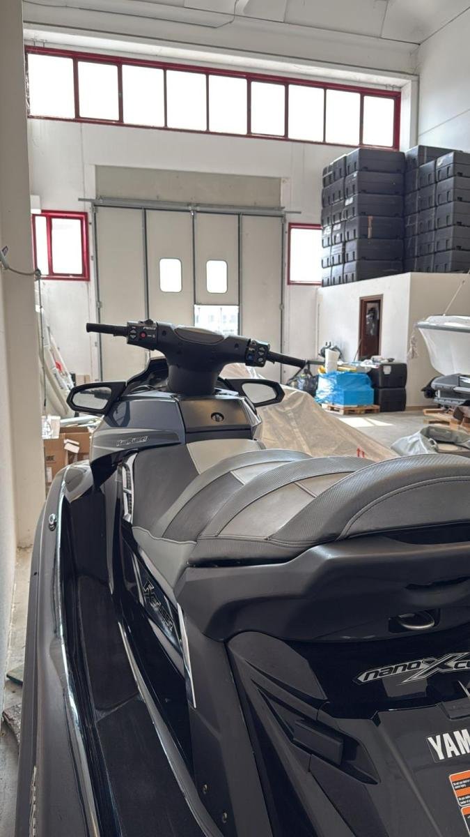 JET SKI YAMAHA WAVE RUNNER MOD. FX CRUISER