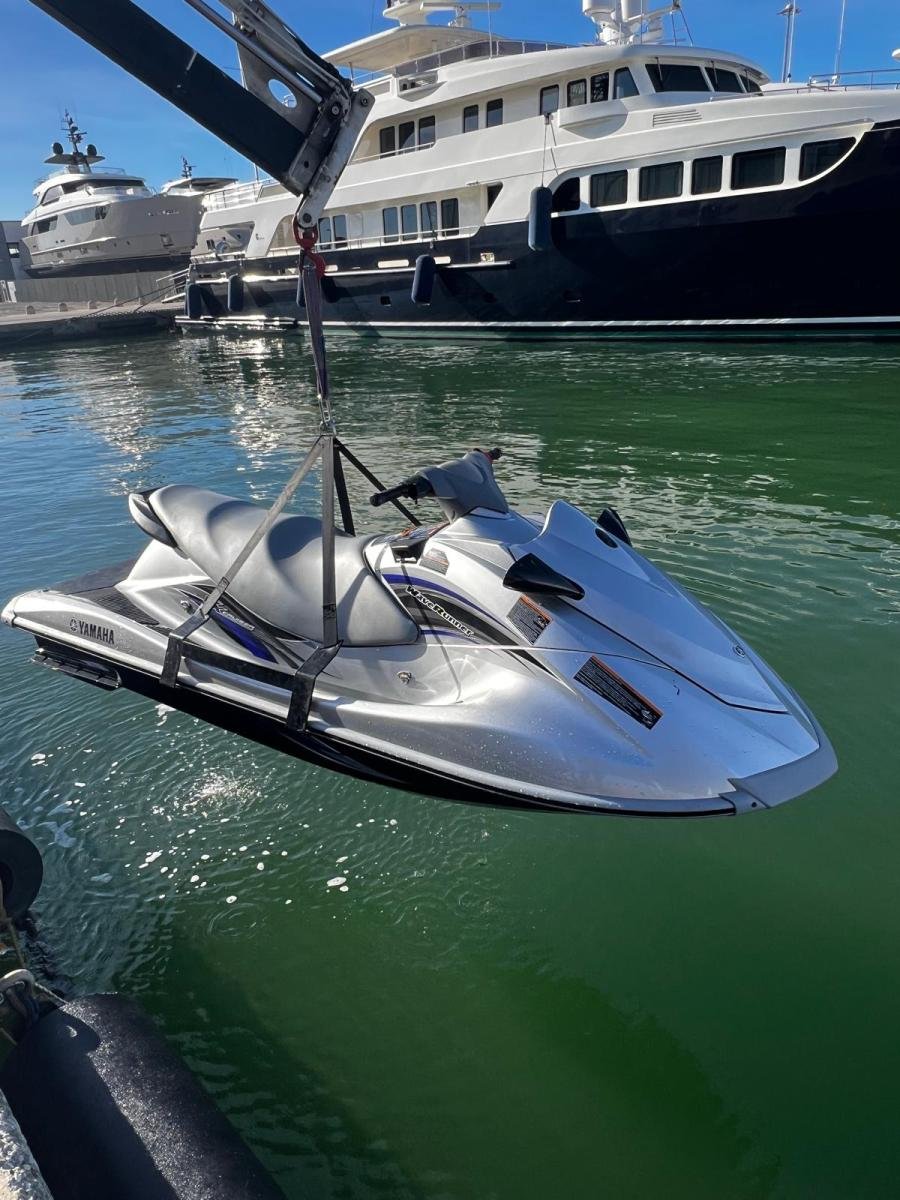 JET SKI YAMAHA WAVE RUNNER MOD. VX CRUISER 