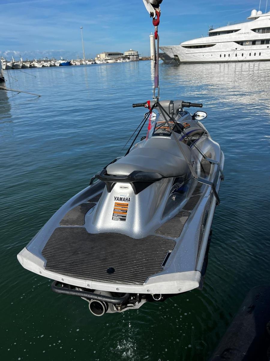 JET SKI YAMAHA WAVE RUNNER MOD. VX CRUISER 